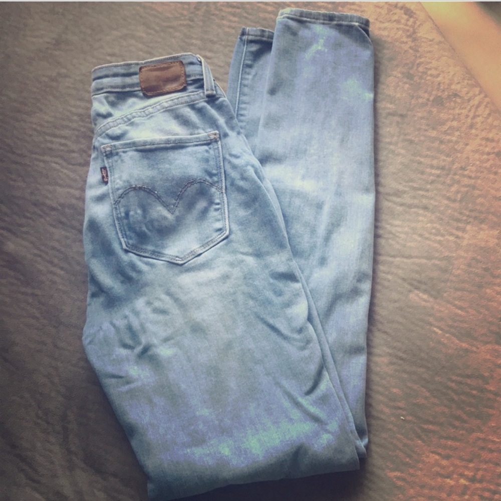 Levi’s High Rise Skinny Jeans